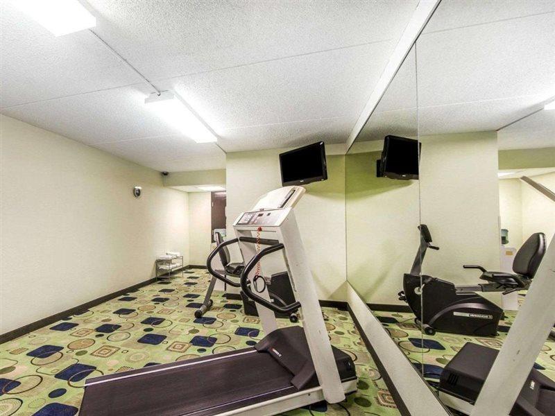 Quality Inn West I - 75 Суийтуотър Екстериор снимка