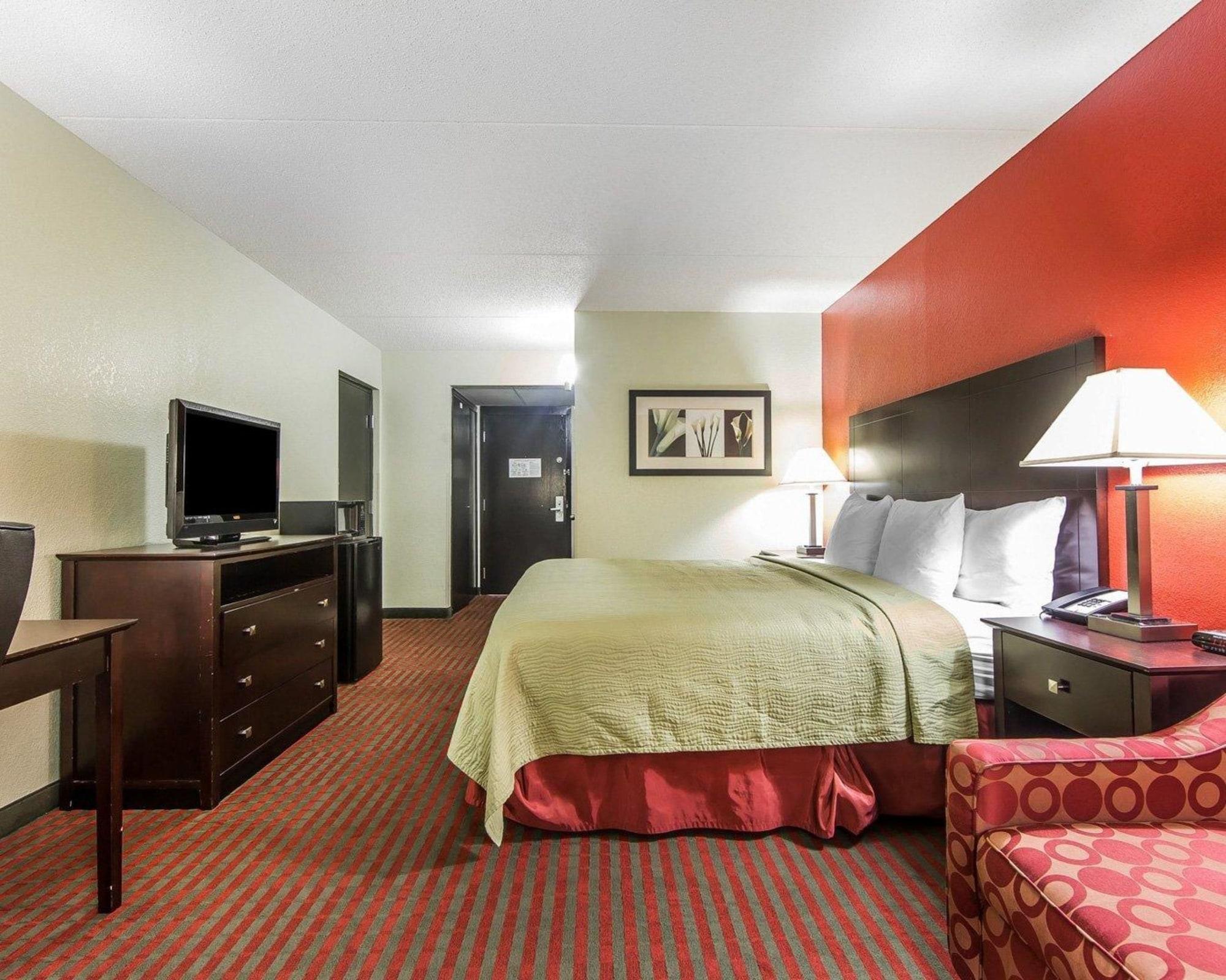 Quality Inn West I - 75 Суийтуотър Екстериор снимка